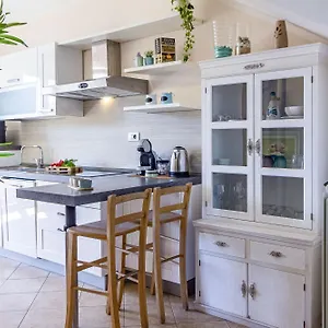 Appartement Charlotte - For Family&groups, Porto Torres